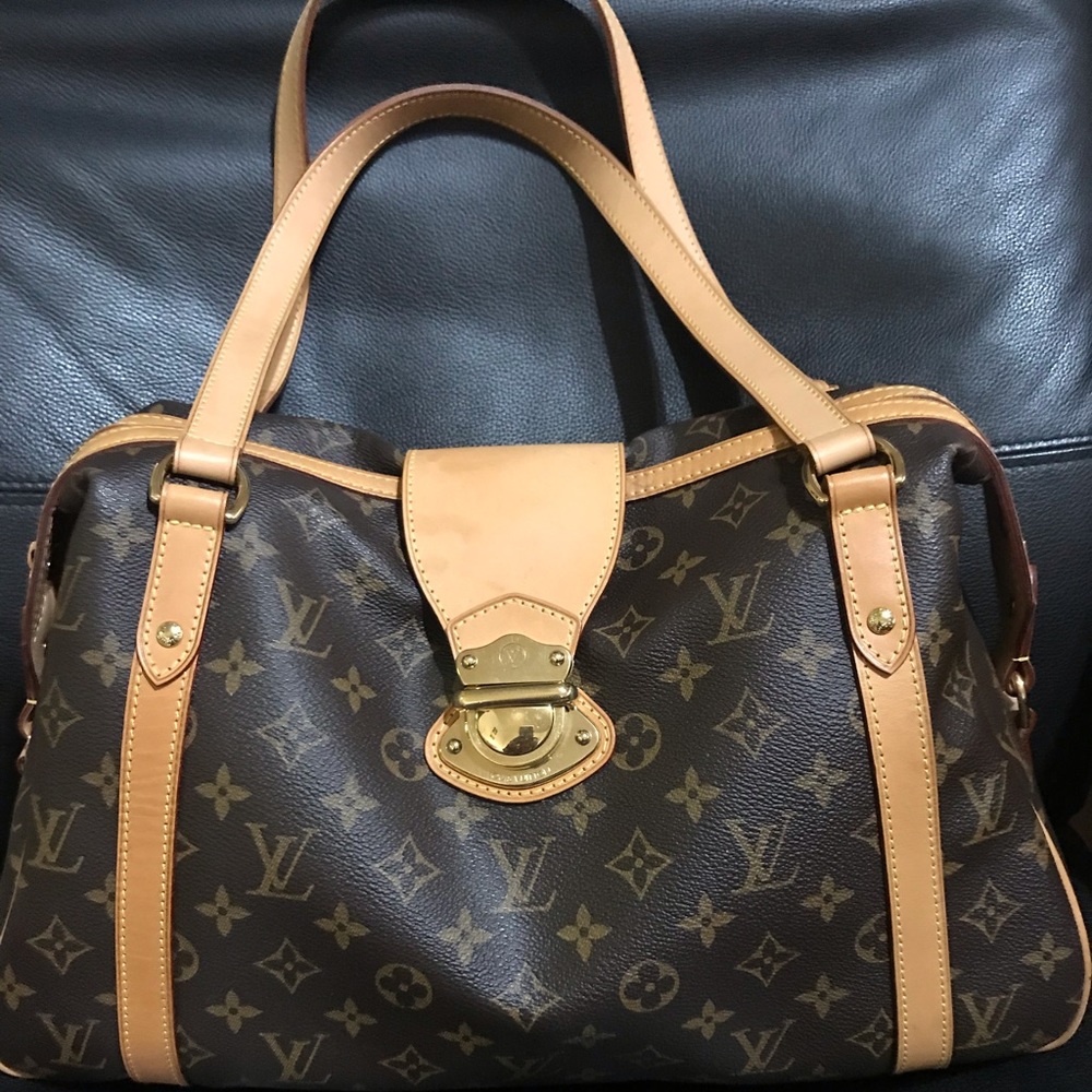 Louis Vuitton classic shoulder bag